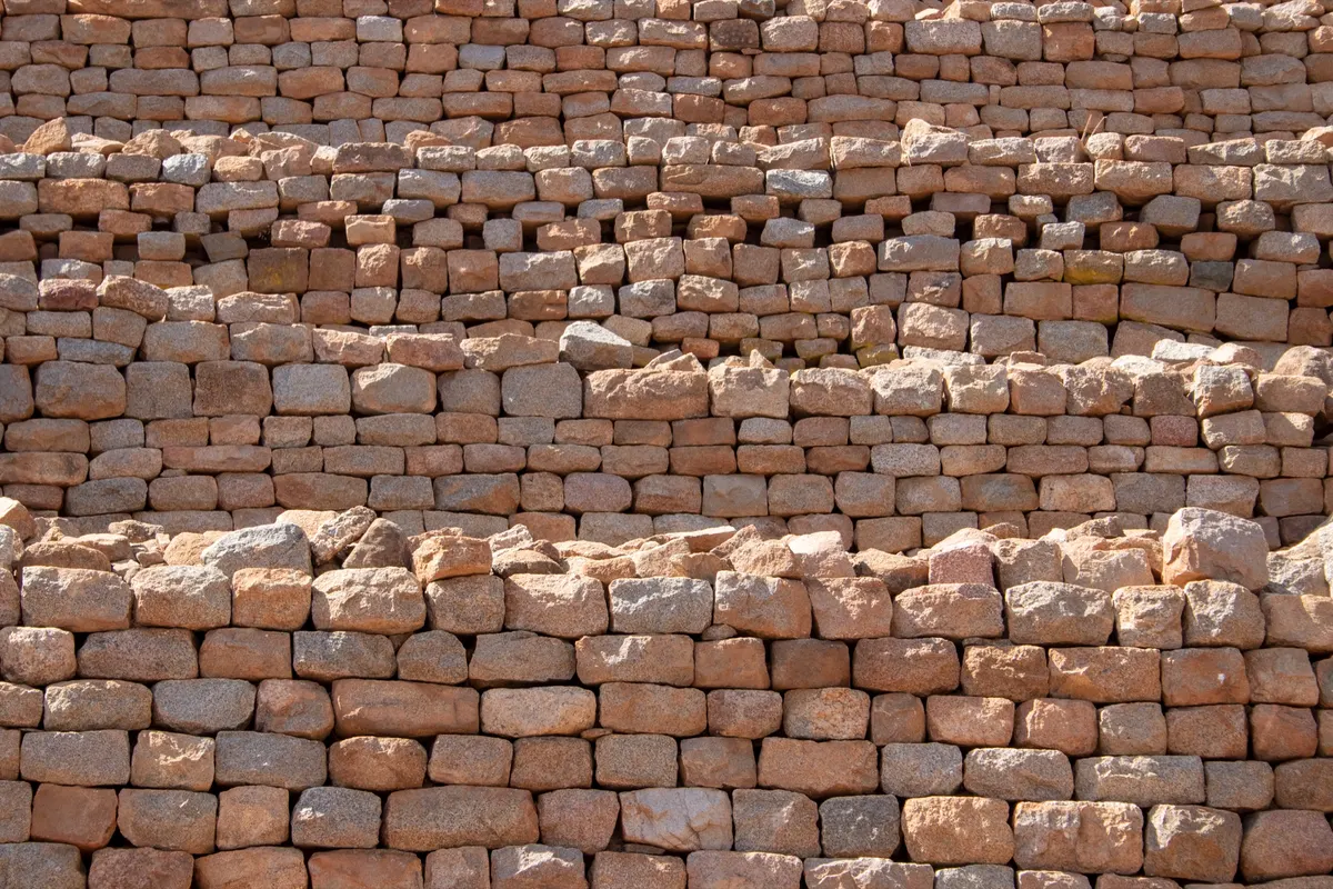 Decorated dry-stone walling at Khami Ruins, in a chequer pattern